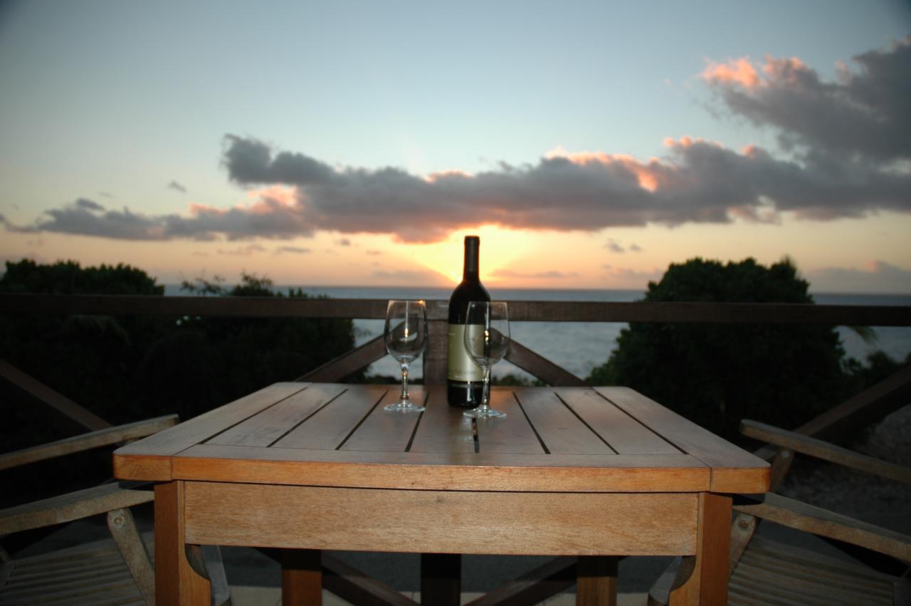 The Sunset Hotell Flying Fish Cove Exteriör bild
